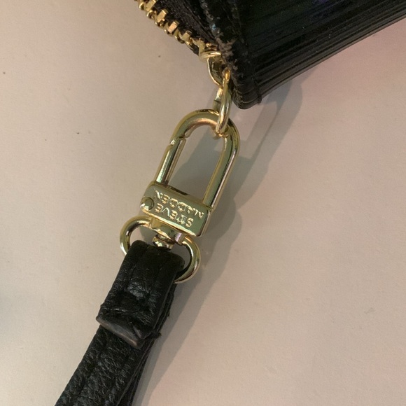 Steve Madden zip around wallet wristlet - Picture 8 of 8